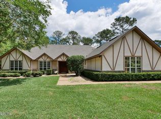 1742 Muirfield Dr, Green Cove Springs, FL 32043