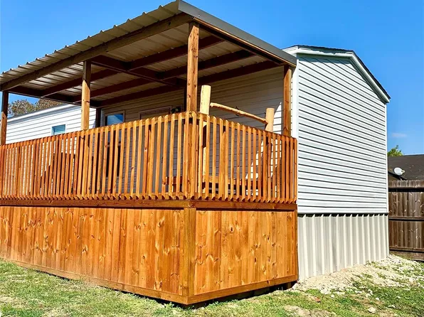 3621 County Road 161 #J, Alvin, TX 77511
