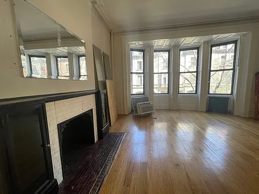 Rented by Crosstown Apartments NYC | media 4