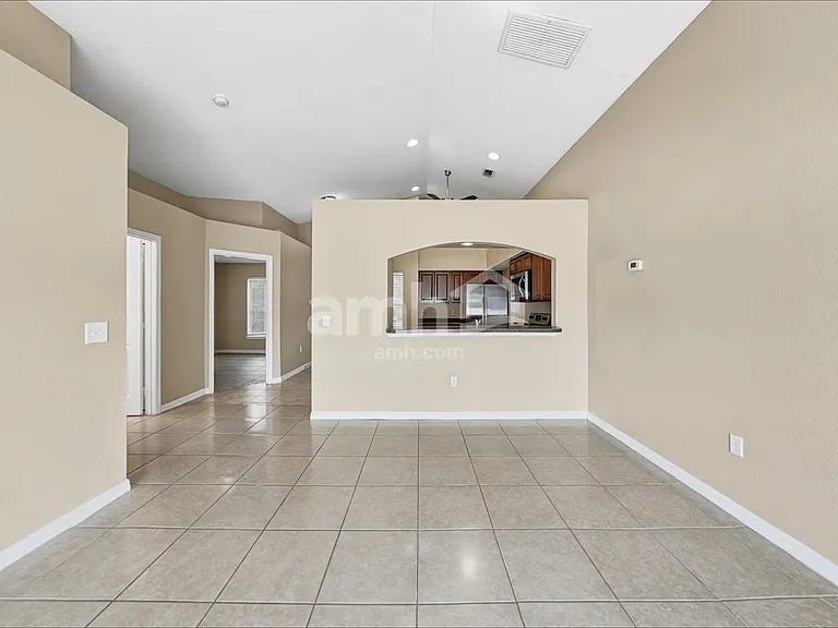 950 Woodsong Way — Photo 6