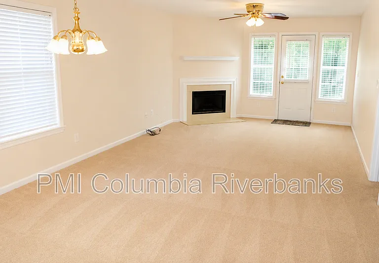 116 Londonberry Cir — Photo 4