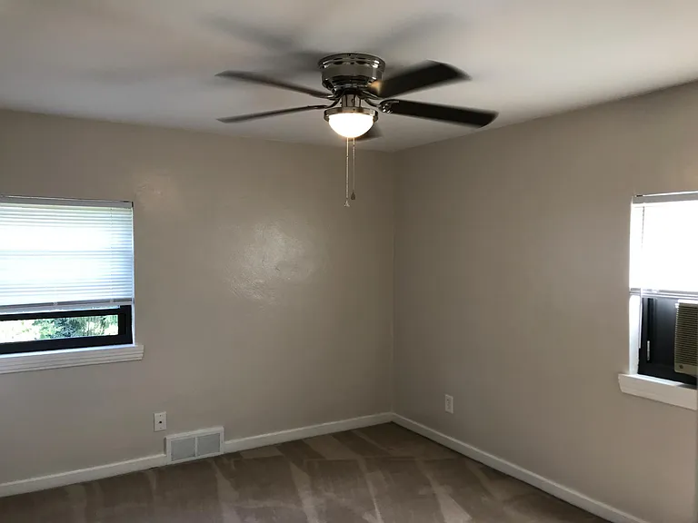 2619 Espy Ave #2 — Photo 9