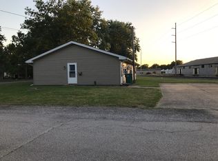 400 N Edwards St, Macomb, IL 61455