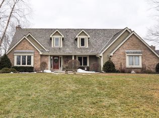 5645 S Balboa Dr, New Berlin, WI 53151