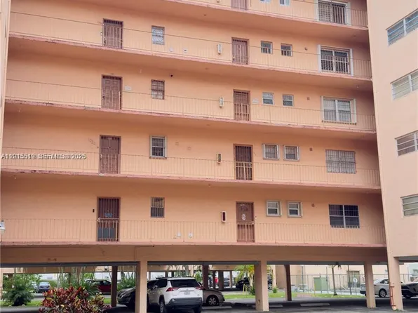 440 E 23rd St APT 1305, Hialeah, FL 33013