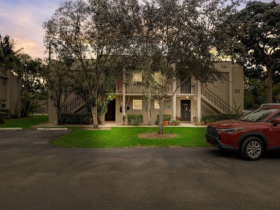 2nd image of 8501 Old Country Manor #325