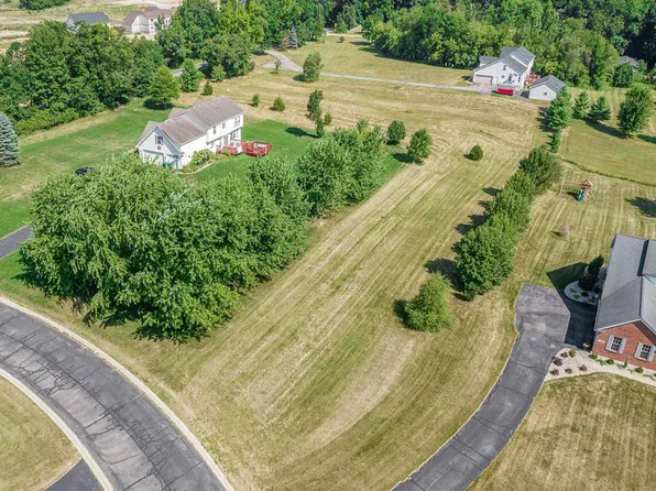 11490 Castleton Ct, Dexter, MI 48130