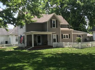 207 E Michigan Ave, Jacksonville, IL 62650