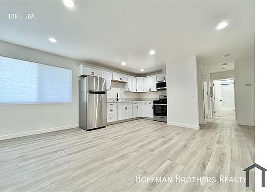 1st image of 402 N Ardmore Ave