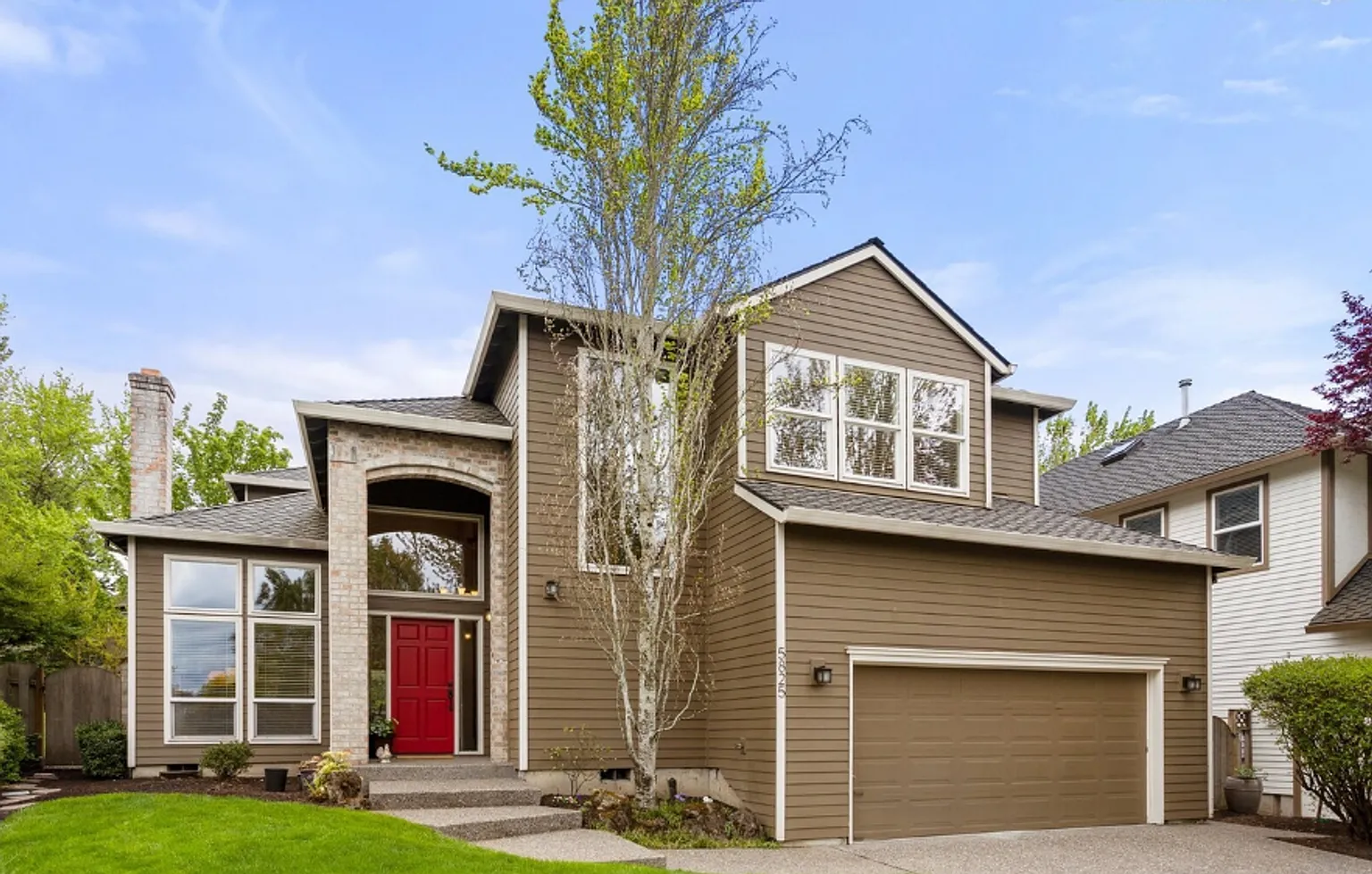 5825 Bay Point Dr photo 1