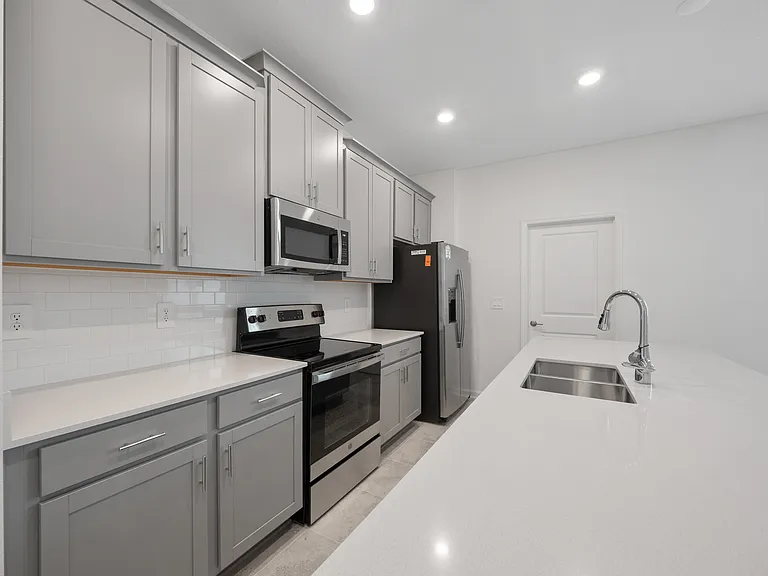 1840 Tohoqua Blvd #1 — Photo 43