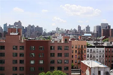 Sold by Avenue Sotheby's International Realty