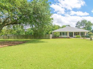 99 Betsy Ross Dr, Youngsville, LA 70592