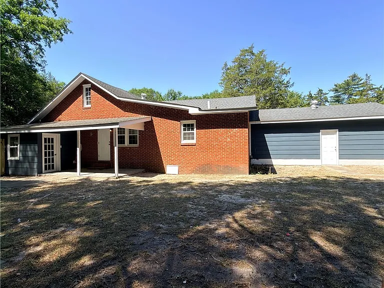 228 Eastwood Ave — Photo 24