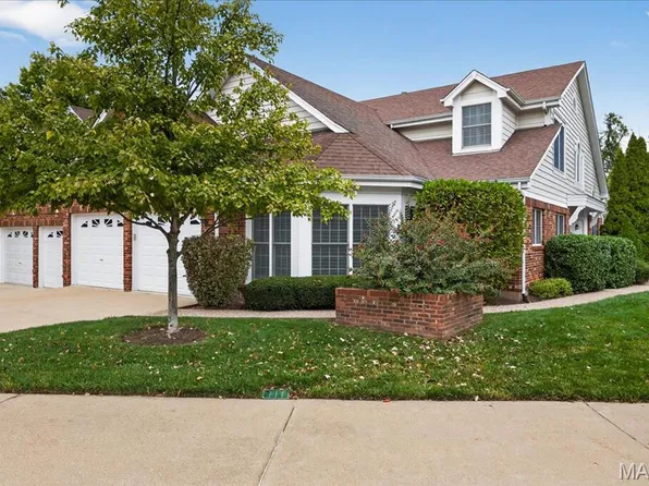 14681 Amberleigh Hill Ct, Chesterfield, MO 63017