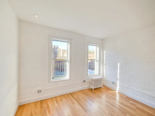 Rented by Veracity NYC LLC | media 5