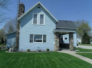 702 S Main St, Nappanee, IN 46550