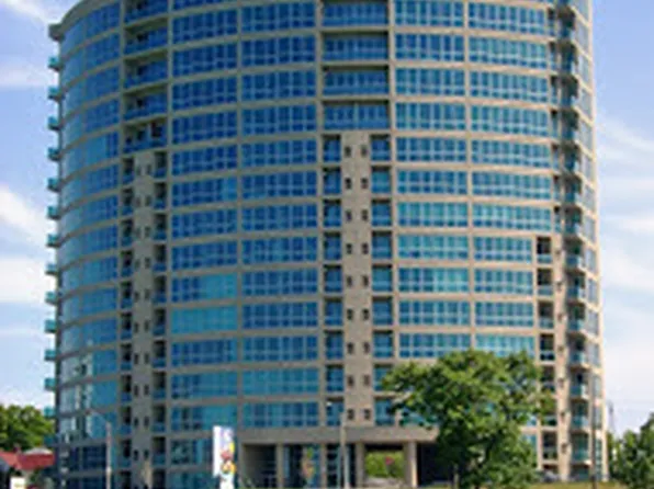 1225 Riverside Dr W Unit 403, Windsor, ON N9A 0A2