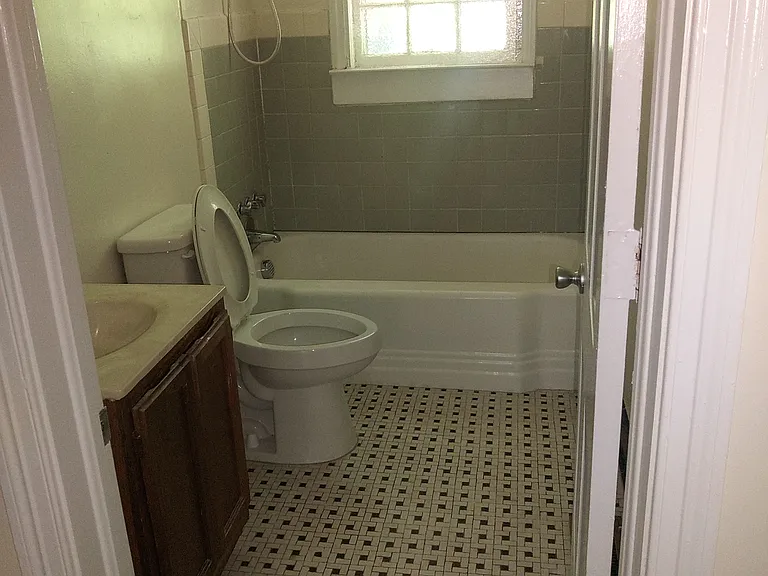 608 N Pineview Ave — Photo 5