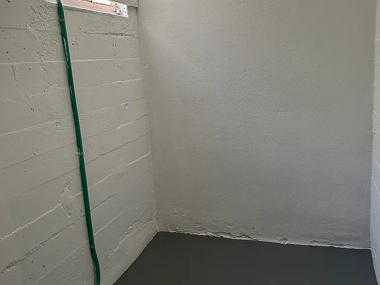285 Wayne Ave — Photo 19