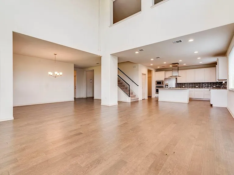 16445 Marcello Dr — Photo 10