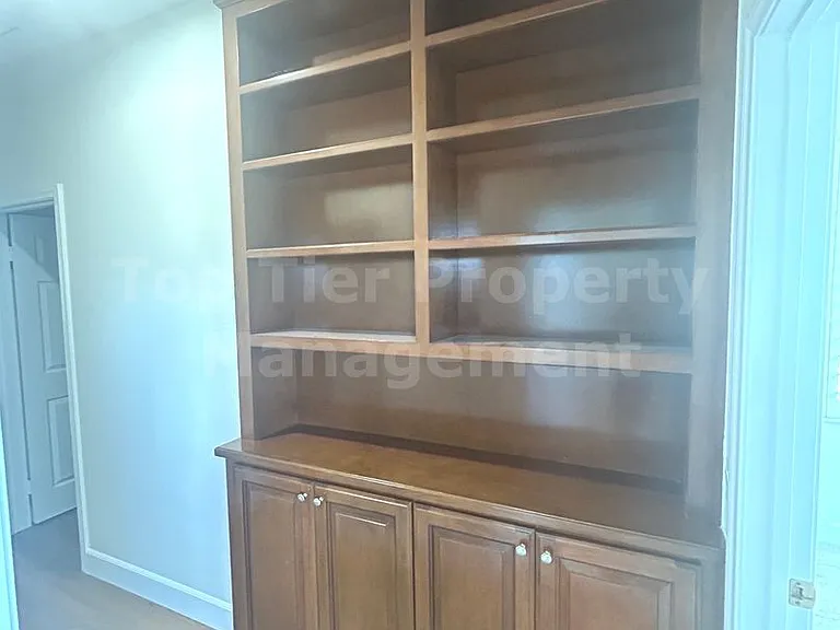 3892 Stoneridge Rd — Photo 17