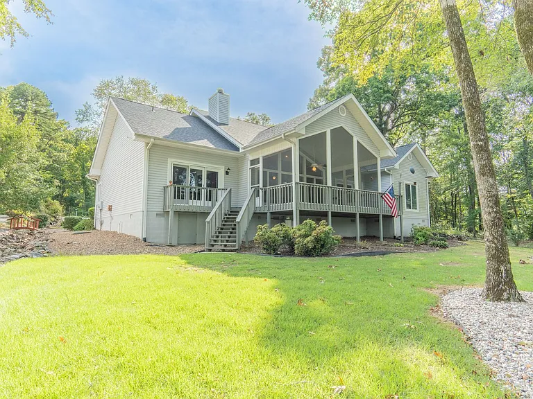 10 Lindura Ln — Photo 43