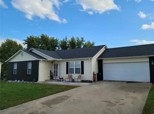 2737 Ridge Rd, Jackson, MO 63755