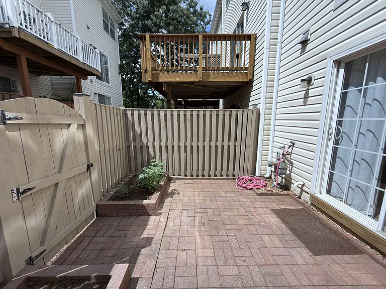 21843 Ryan Park Ter — Photo 30