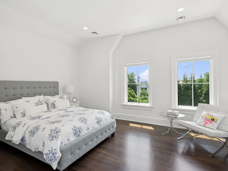 1 Fair Hills Ln — Photo 17