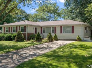 107 Mark Trl, Glen Carbon, IL 62034