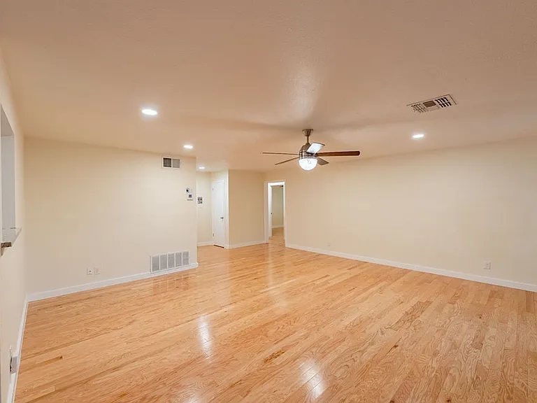 6819 Greycloud Dr — Photo 7