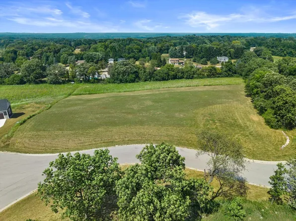 S59W29914 ACES COURT #Lt1, Waukesha, WI 53189