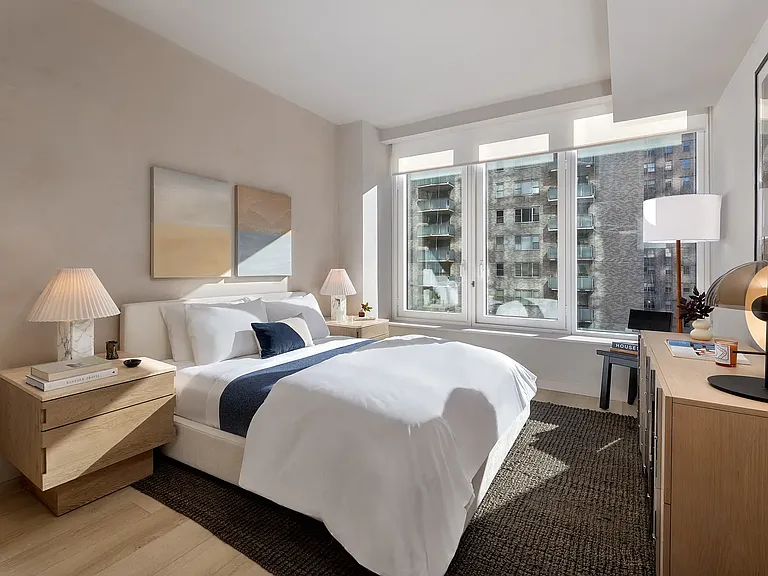 255 E 39th St #2D — Photo 1