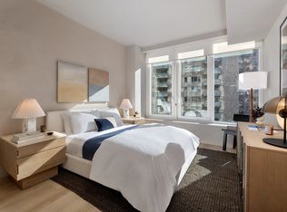 255 E 39th St #2D, New York, NY 10016