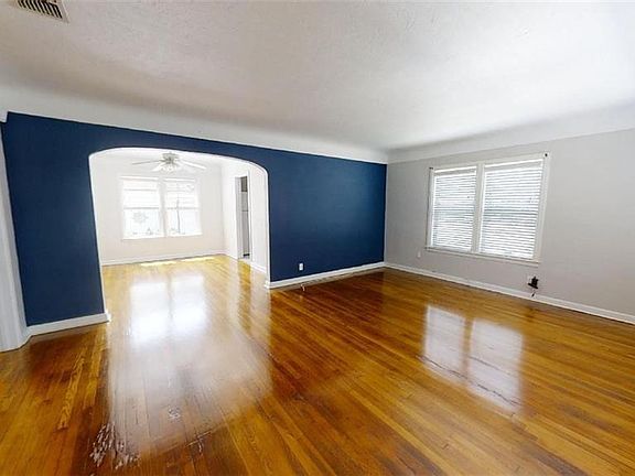 2nd image of 838 28th St N