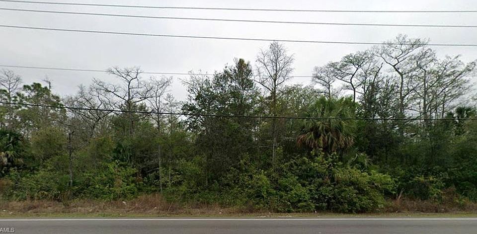 1st image of 2570 Everglades BLVD N