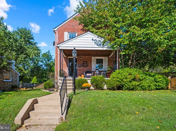 2 Park Dr, Catonsville, MD 21228