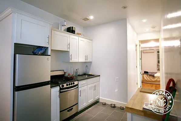 Rented by MySpaceNYC | media 54