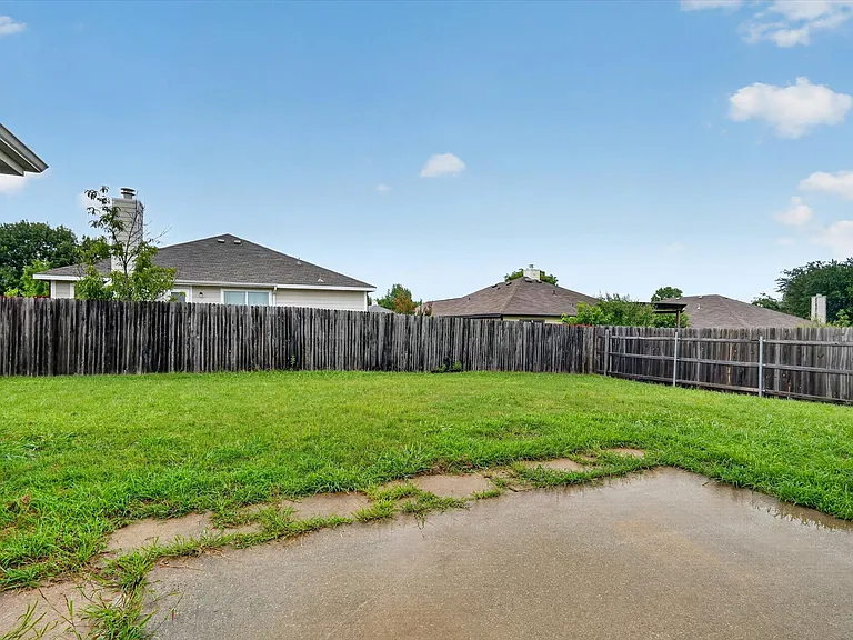 1412 Constantina Dr — Photo 18