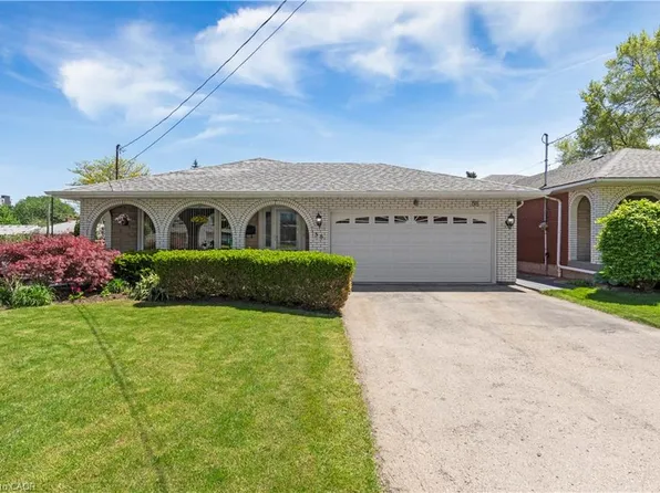 58 Centennial Pkwy S, Hamilton, ON L8G 2C5