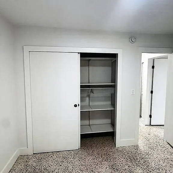 Unit Photo