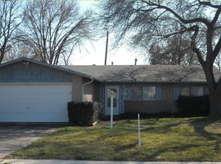 2830 Posey Dr, Irving, TX 75062