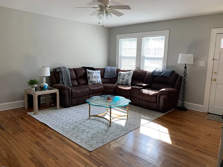 415 Ash St — Photo 12