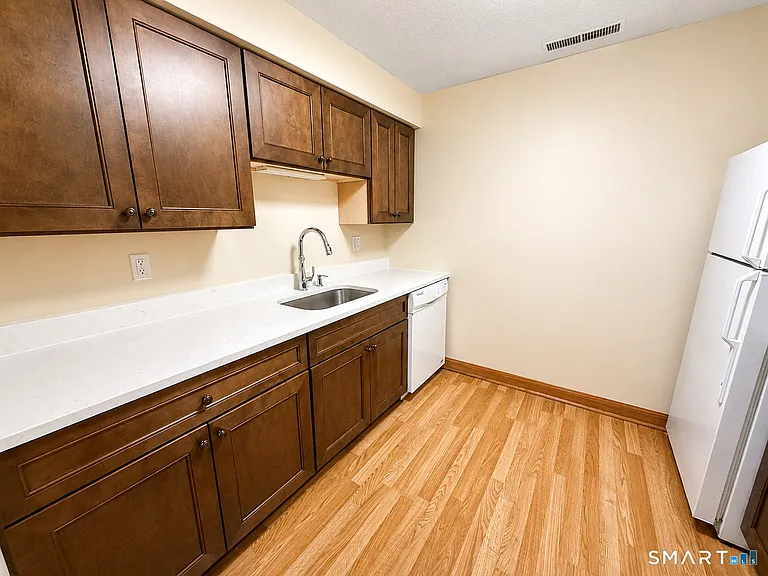 27 Harrison St #16 — Photo 9