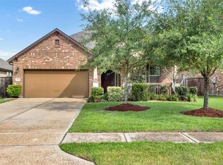 1913 Rushing Meadow Ln, Houston, TX 77089