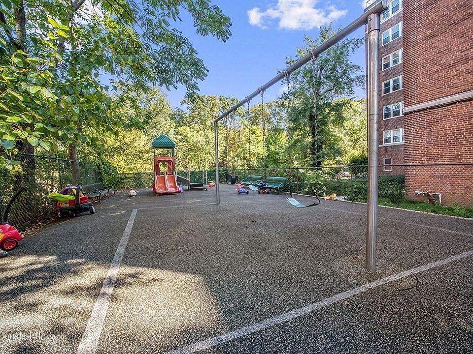 2nd image of 5410 Netherland Ave #H23