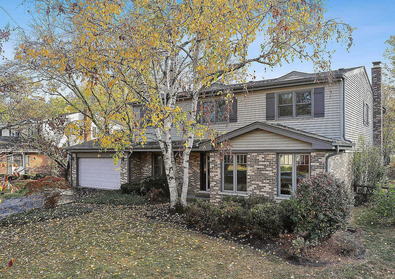 1739 Ivy Ln photo 1