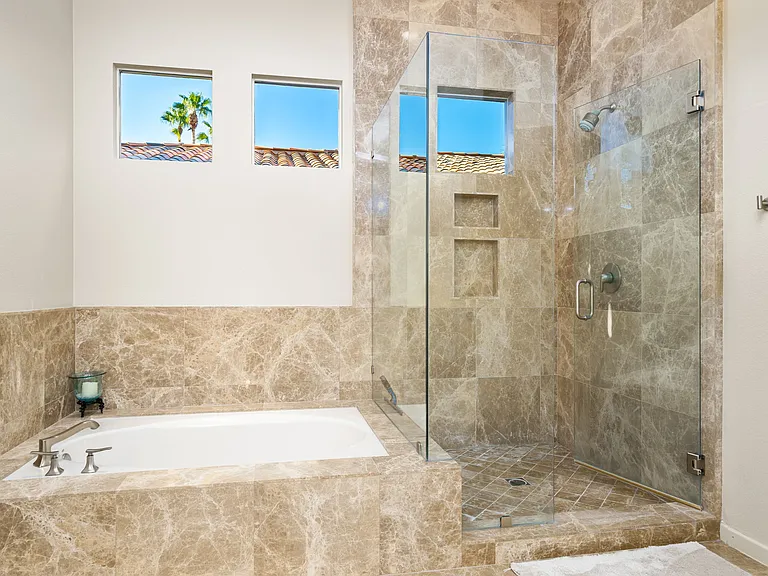 293 Desert Holly Dr — Photo 20
