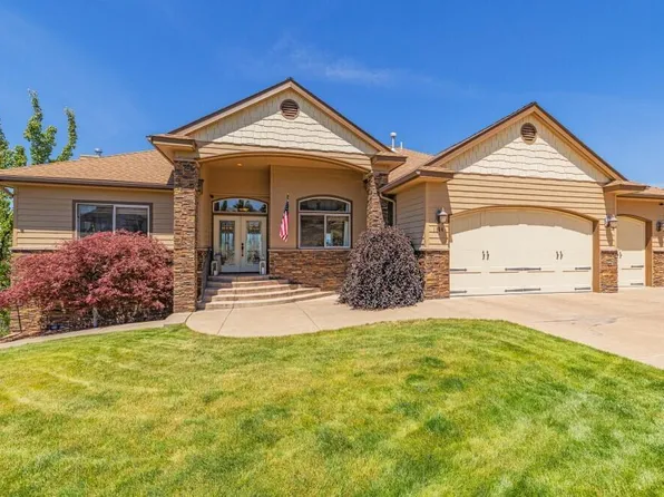 1354 Ridgecrest Dr, Klamath Falls, OR 97601